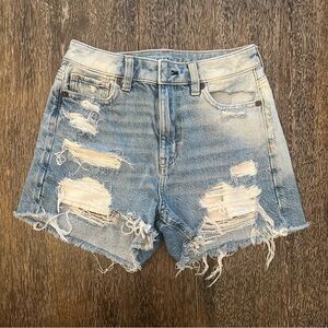 American Eagle Distressed Cutoff Mom Shorts Size 00